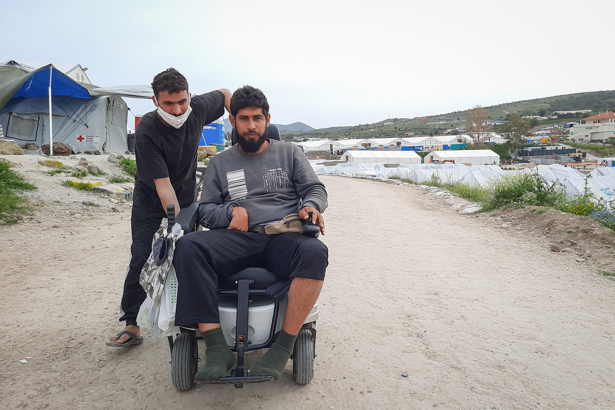 Griekse regering zet kwetsbare vluchtelingen in onleefbaar kamp